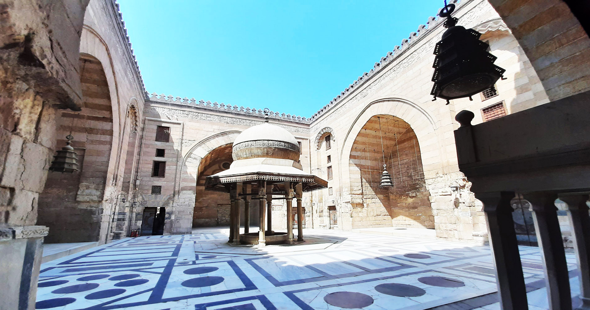 Tour To El-Moez Street, old Coptic Cairo churches, citadel of Salah Elden with Alabaster mosque of Mouhmed Ali And Khan Elkhalli Market