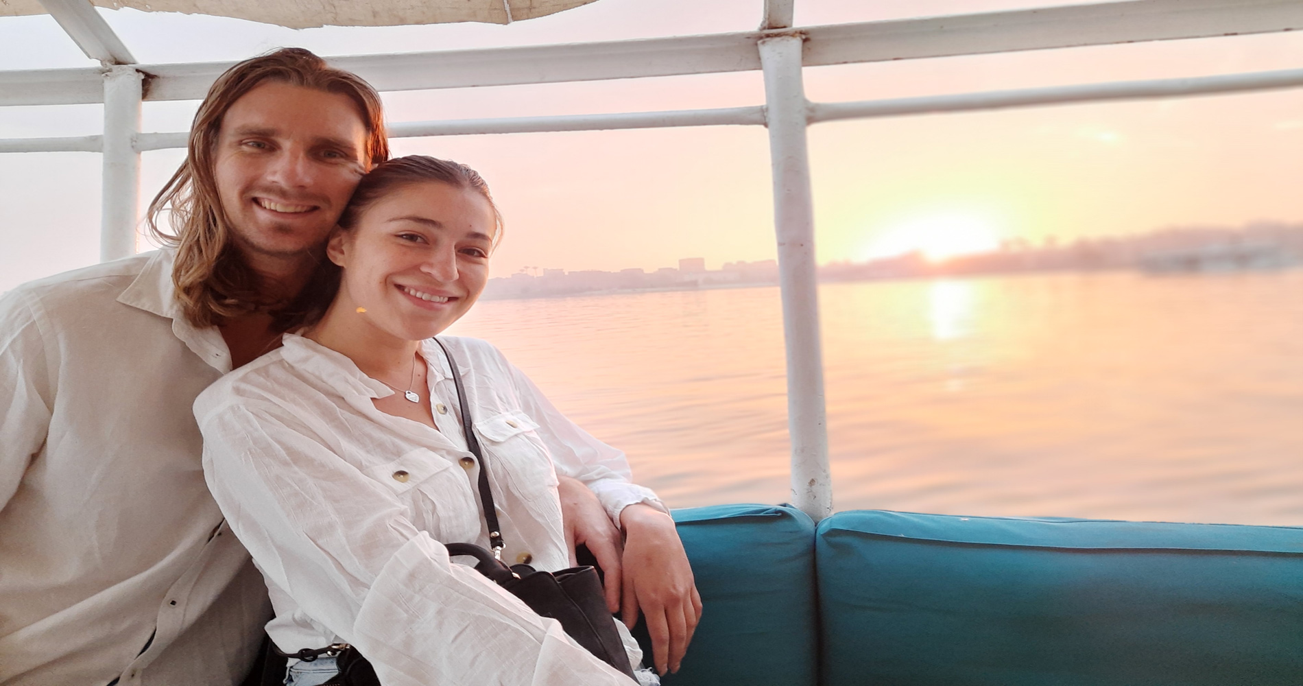 Sunset Felucca Ride by Nile For 2 Hours with Egyptian Traditional Light Dinner