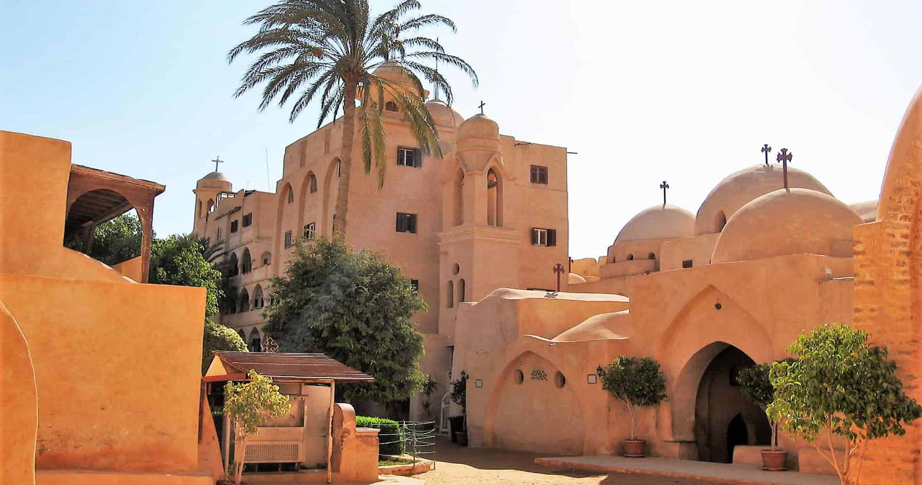 Day tour to monasteries of Wadi Al-Natroun 